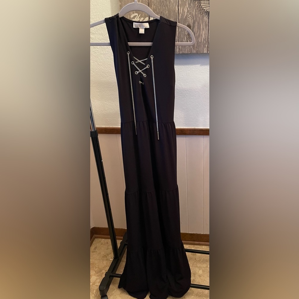 Black michael kors dress w/ chain
